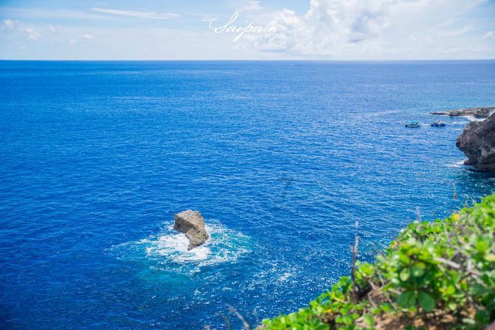穿越荒野，征服山河，东风挑战者四驱越野房车让你畅享自由的旅程